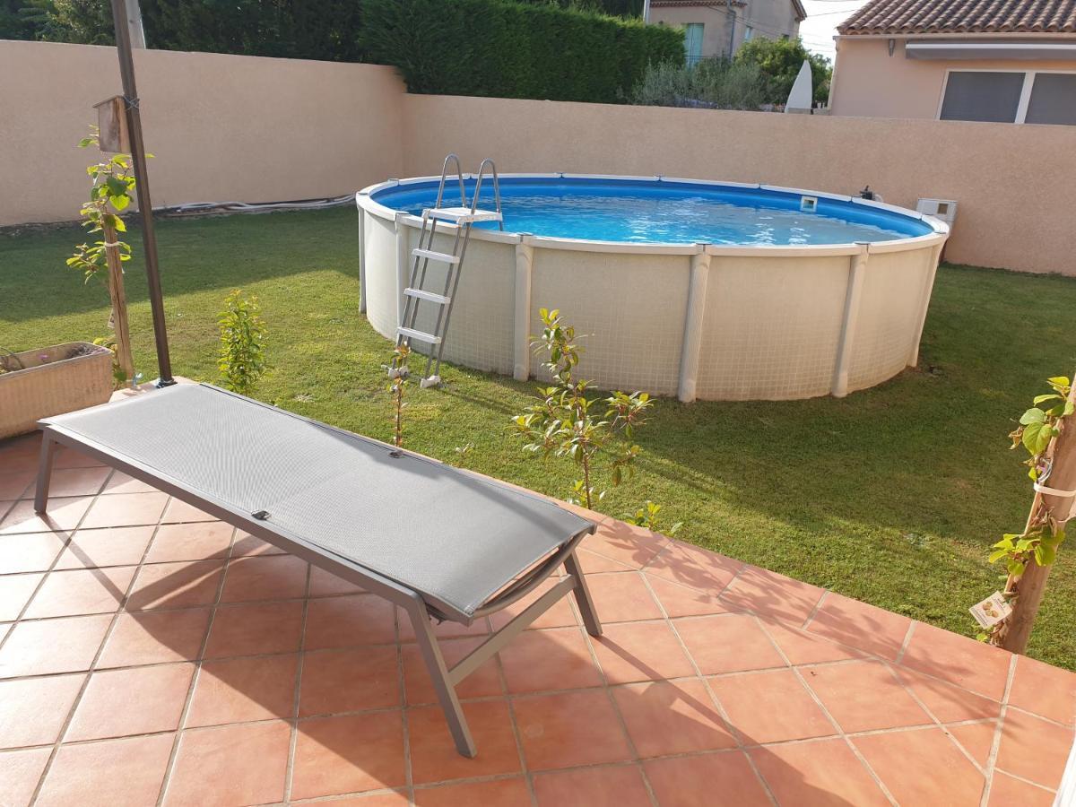 Petite Maison Meublee Entre Avignon Et Carpentras Morieres-les-Avignon Екстер'єр фото