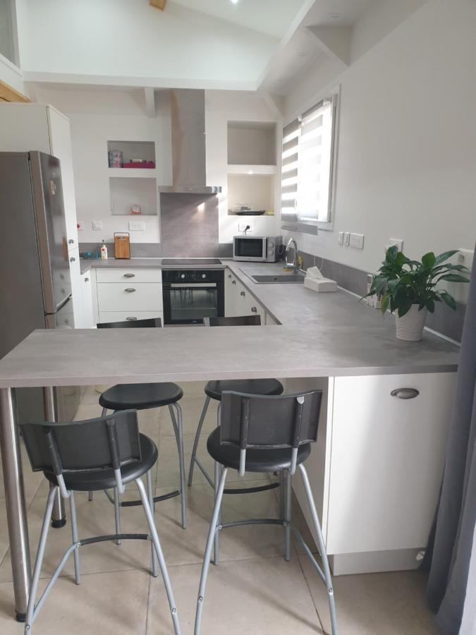 Petite Maison Meublee Entre Avignon Et Carpentras Morieres-les-Avignon Екстер'єр фото