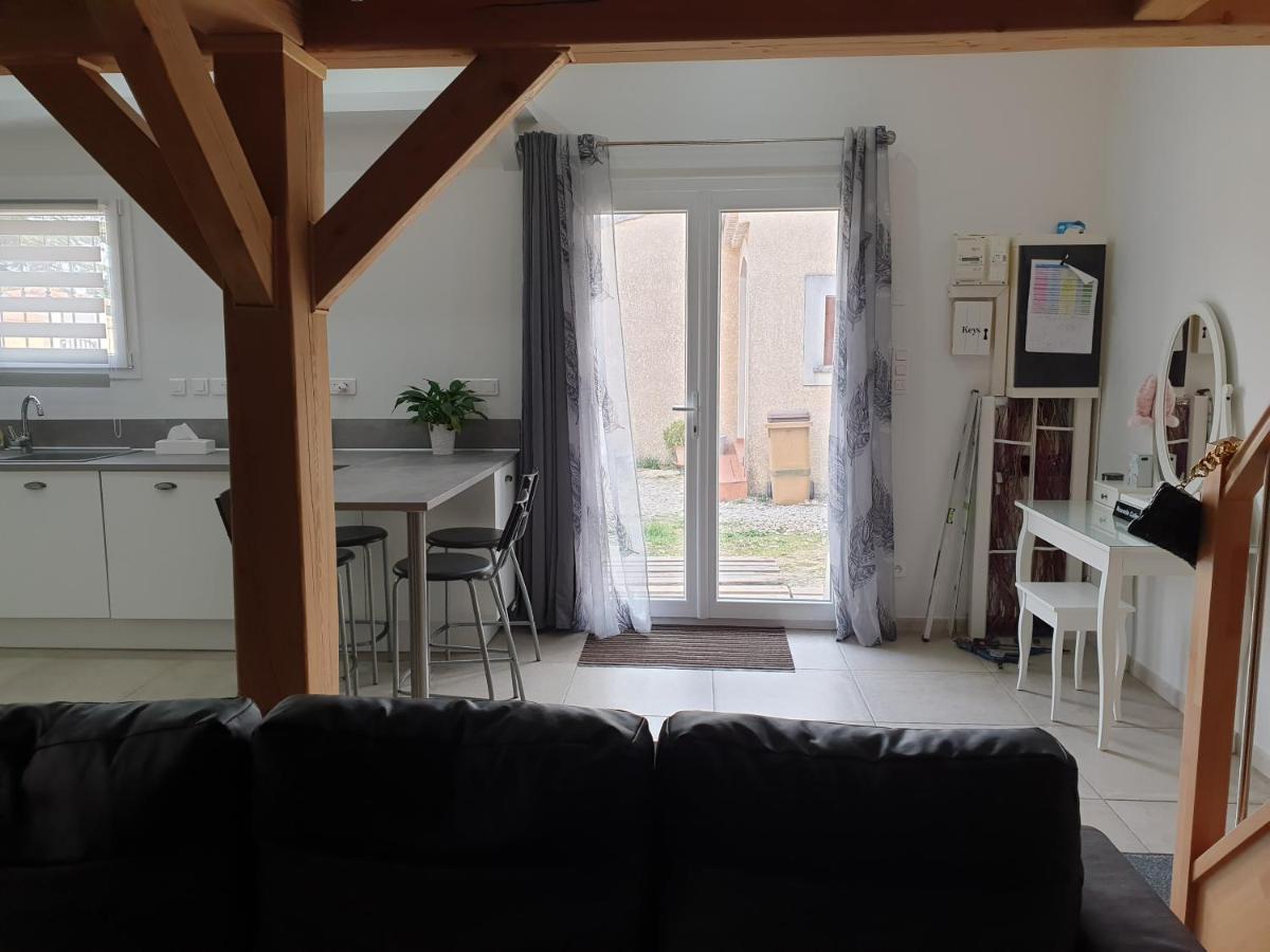 Petite Maison Meublee Entre Avignon Et Carpentras Morieres-les-Avignon Екстер'єр фото