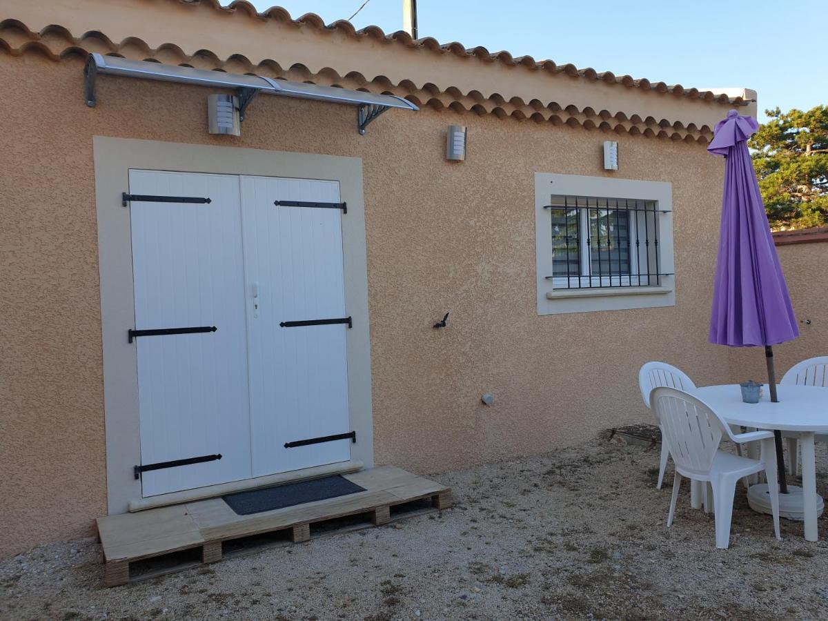 Petite Maison Meublee Entre Avignon Et Carpentras Morieres-les-Avignon Екстер'єр фото